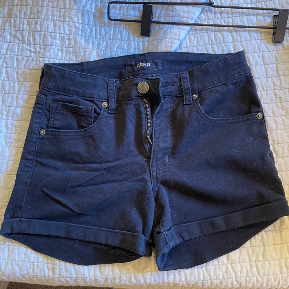 Aeropostale High Rise MIDI Shorts in Black.